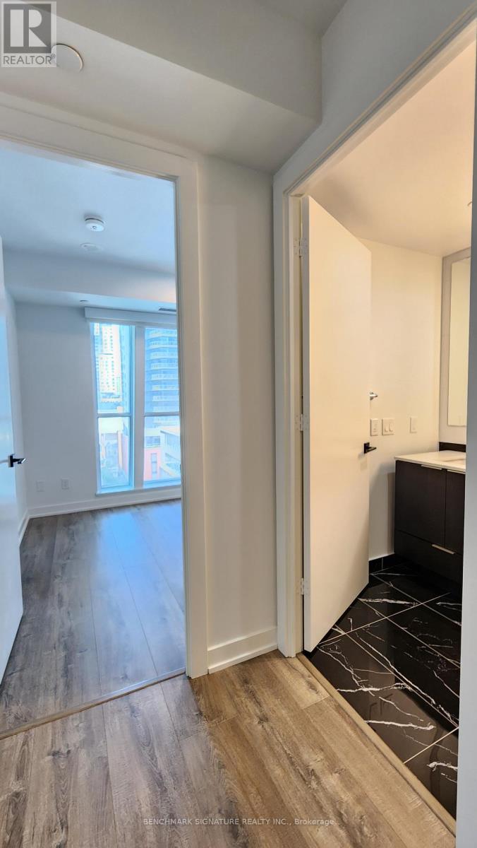 #1506 327 KING STREET W - 5