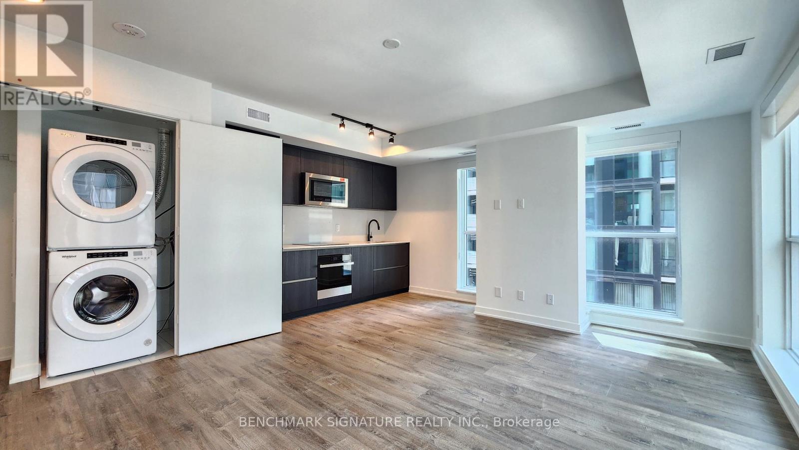#1506 327 KING STREET W - 9