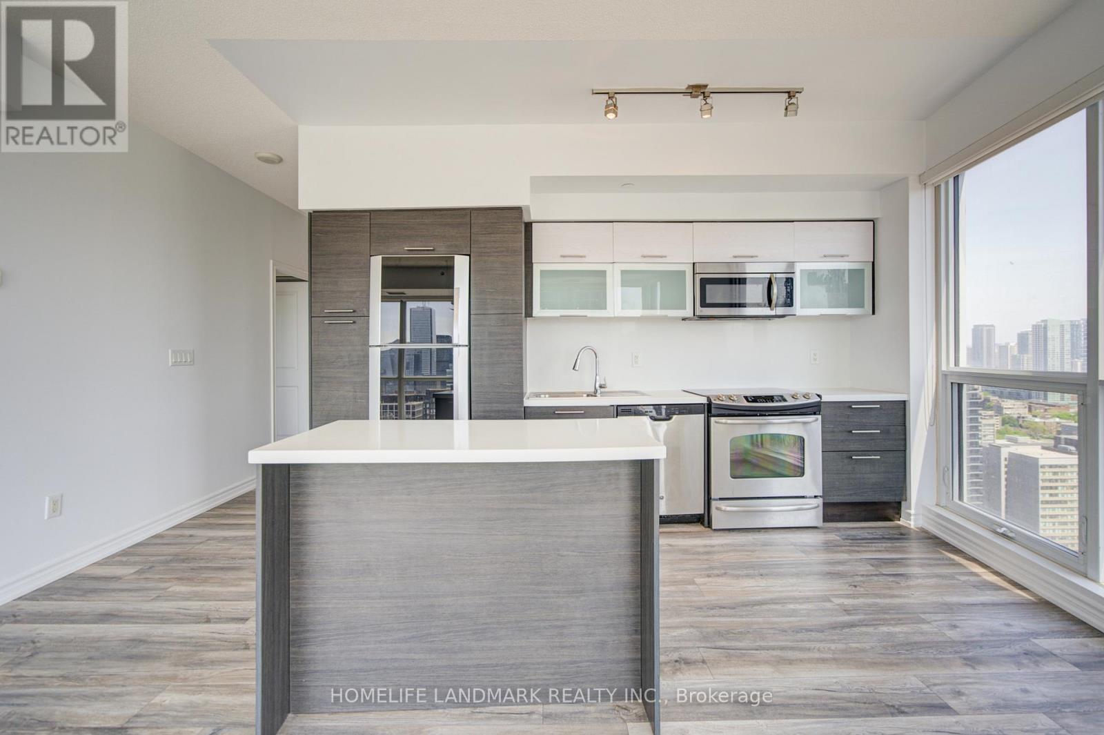 #3307 386 YONGE STREET - 10