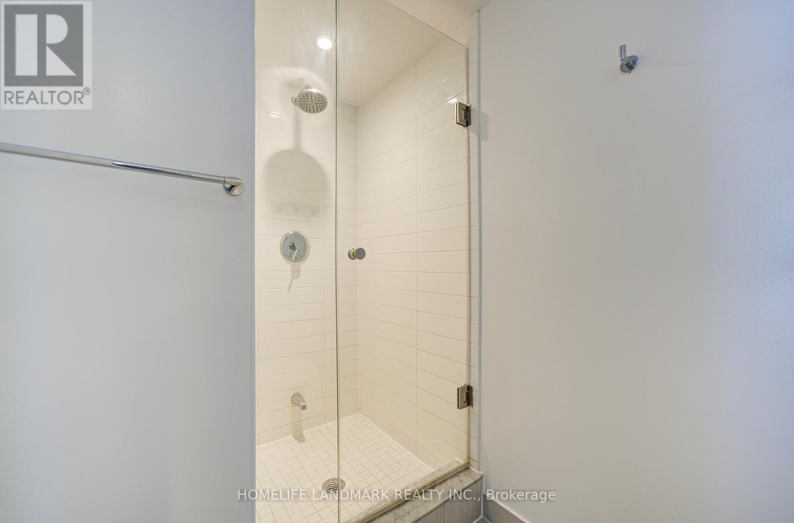 #3307 386 YONGE STREET - 20