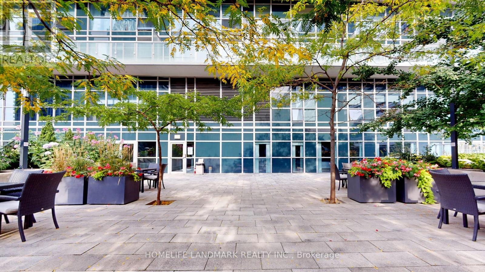 #3307 386 YONGE STREET - 40