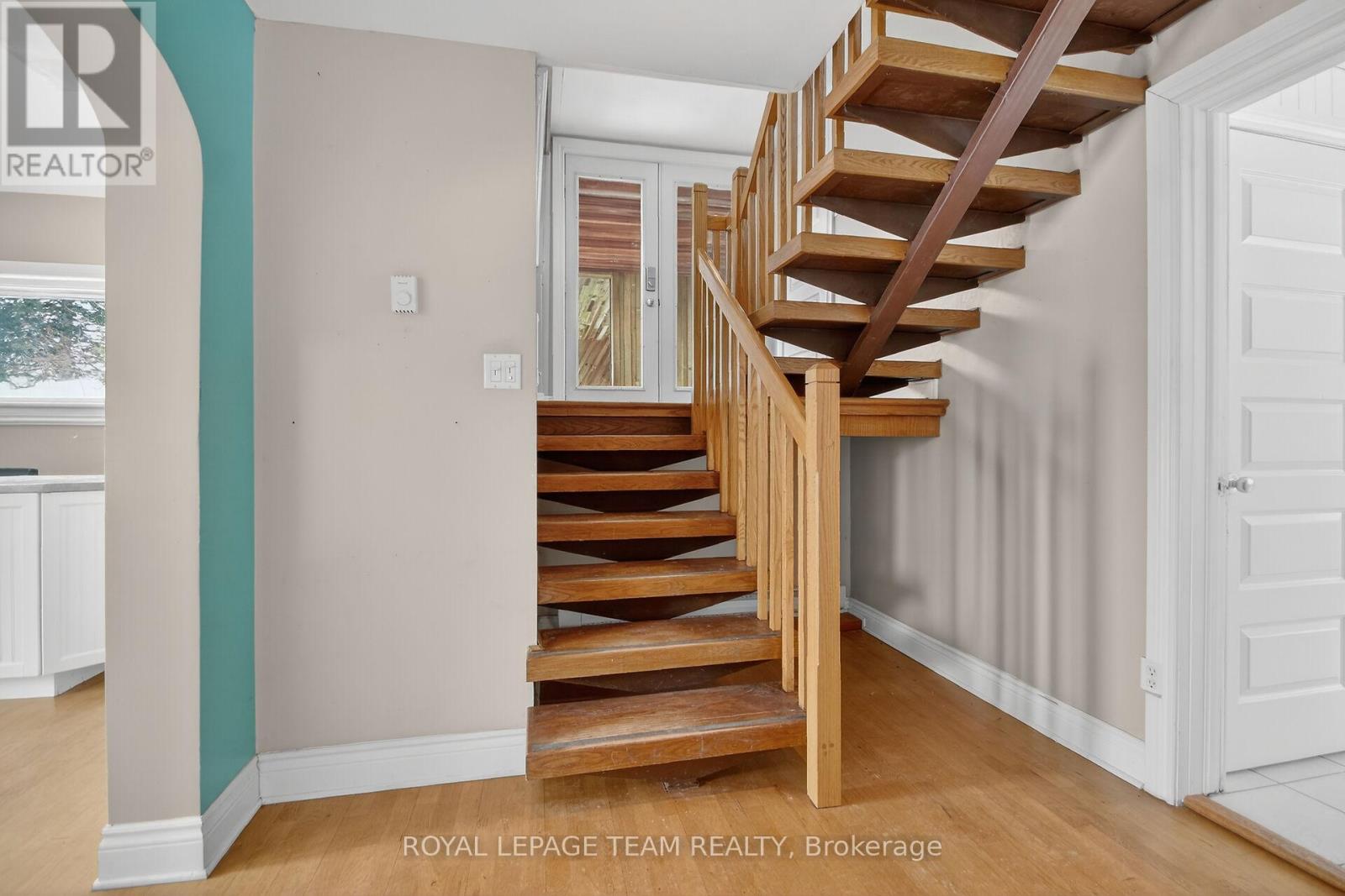 5965 RIDEAU VALLEY DRIVE N - 4