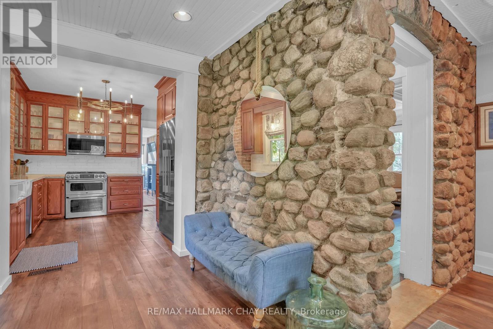 2473 RONALD ROAD - 12