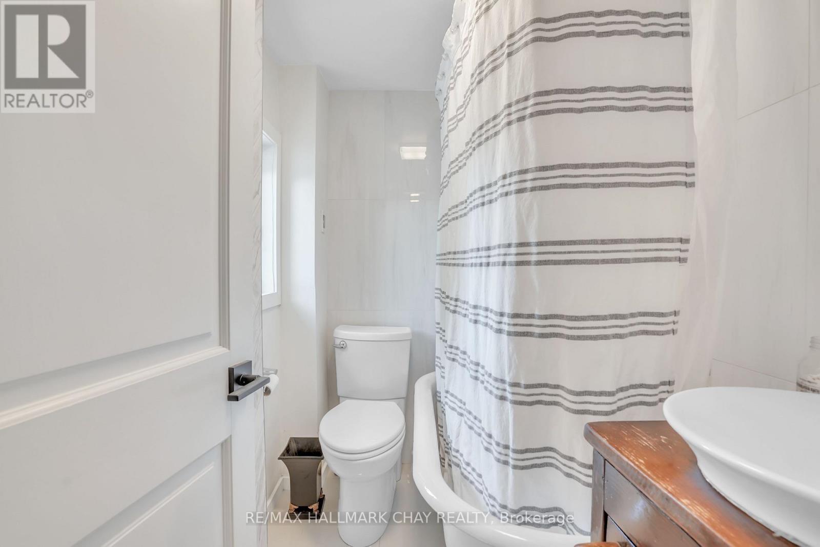 2473 RONALD ROAD - 34