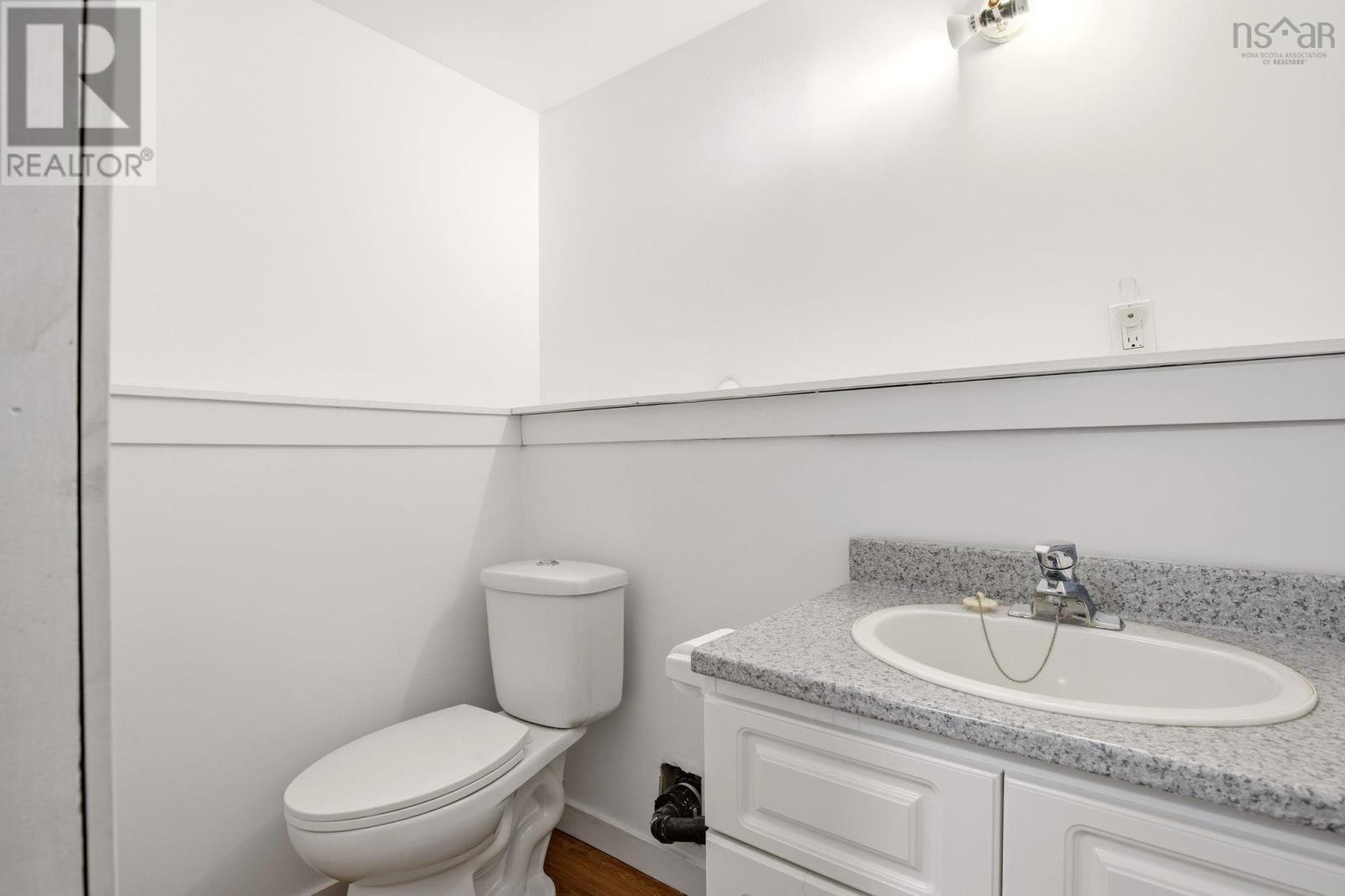 29 Seawood Avenue - 26