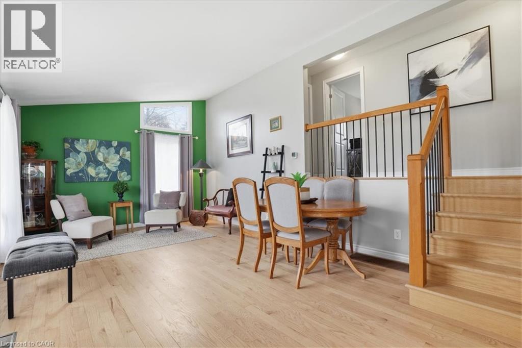 81 NORTH PARK Crescent, Woodstock, Ontario, N4S7M1 — Photo 5