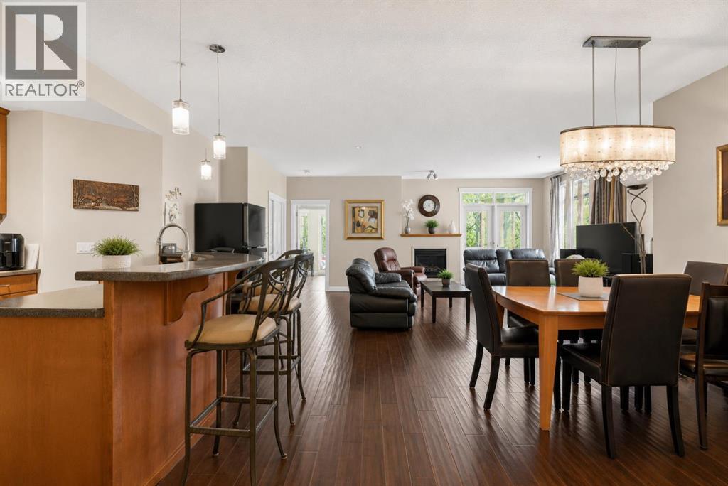 #7305 14 Hemlock Crescent SW - 6