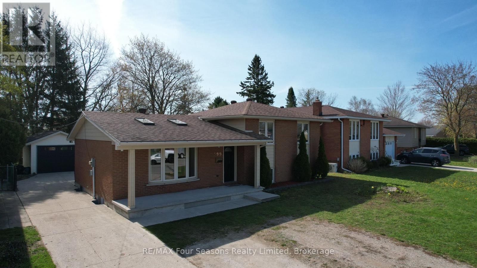 599 THEDE DRIVE - 5