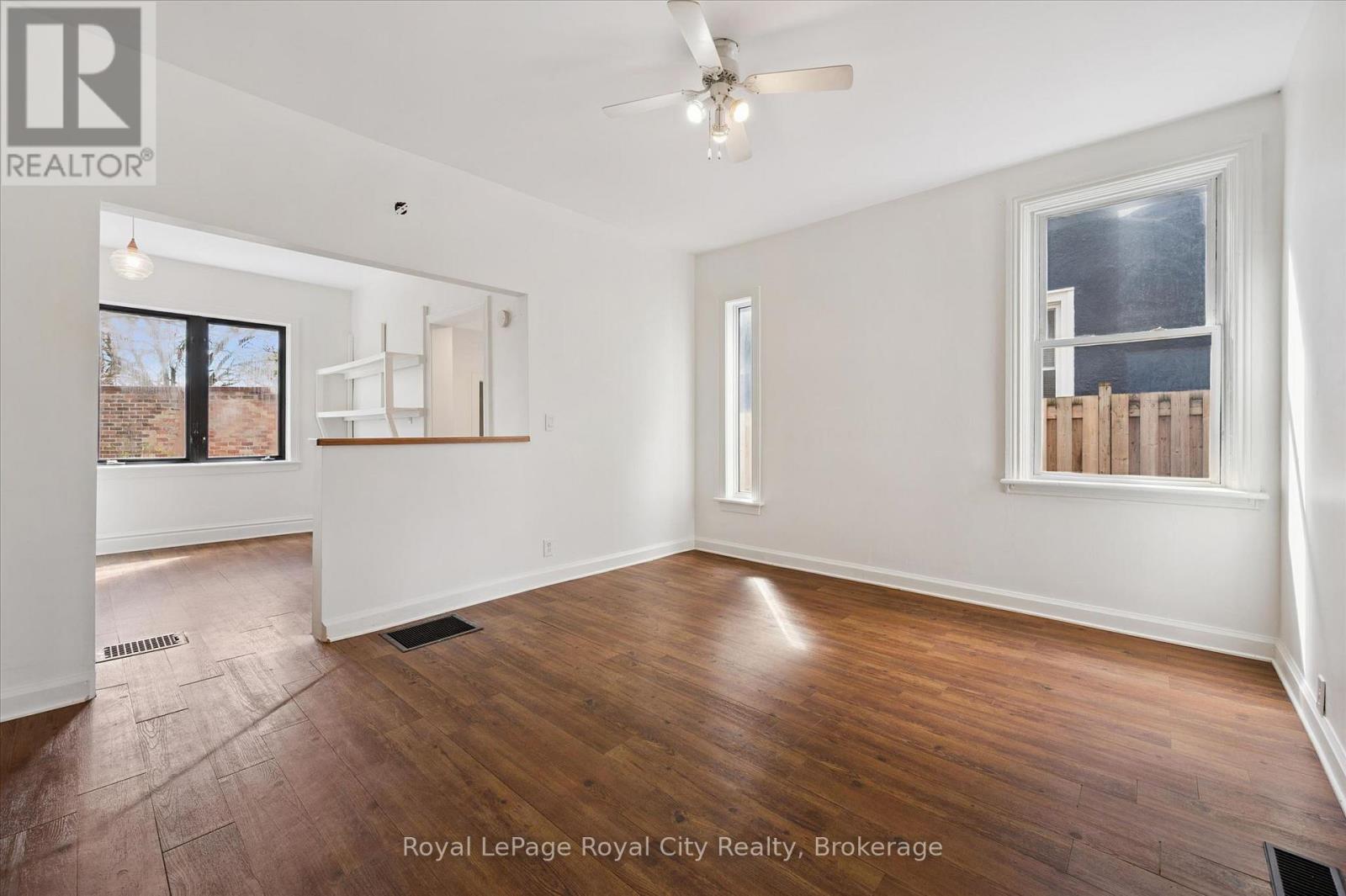 199 NEEVE STREET - 24