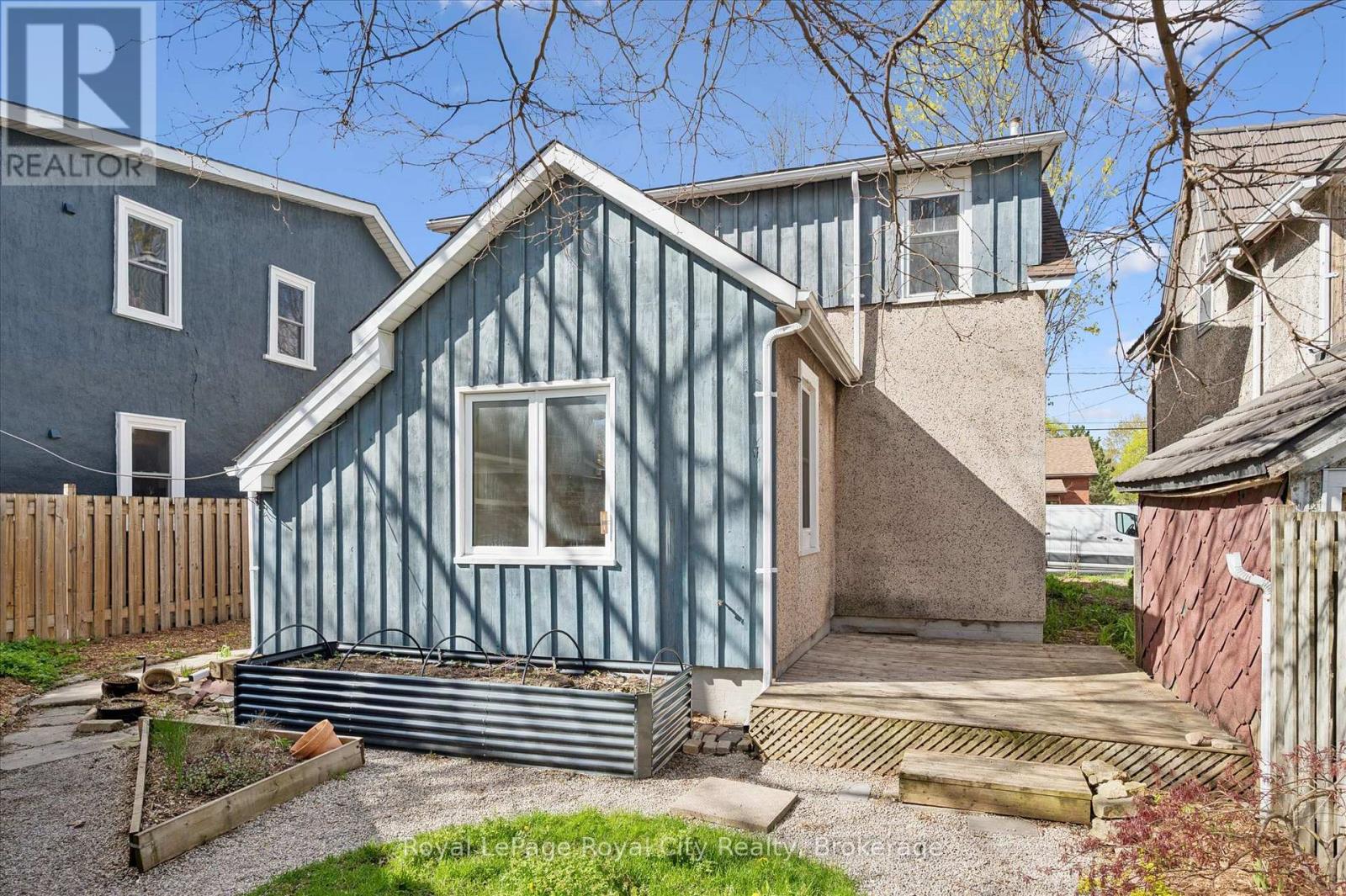 199 NEEVE STREET - 35