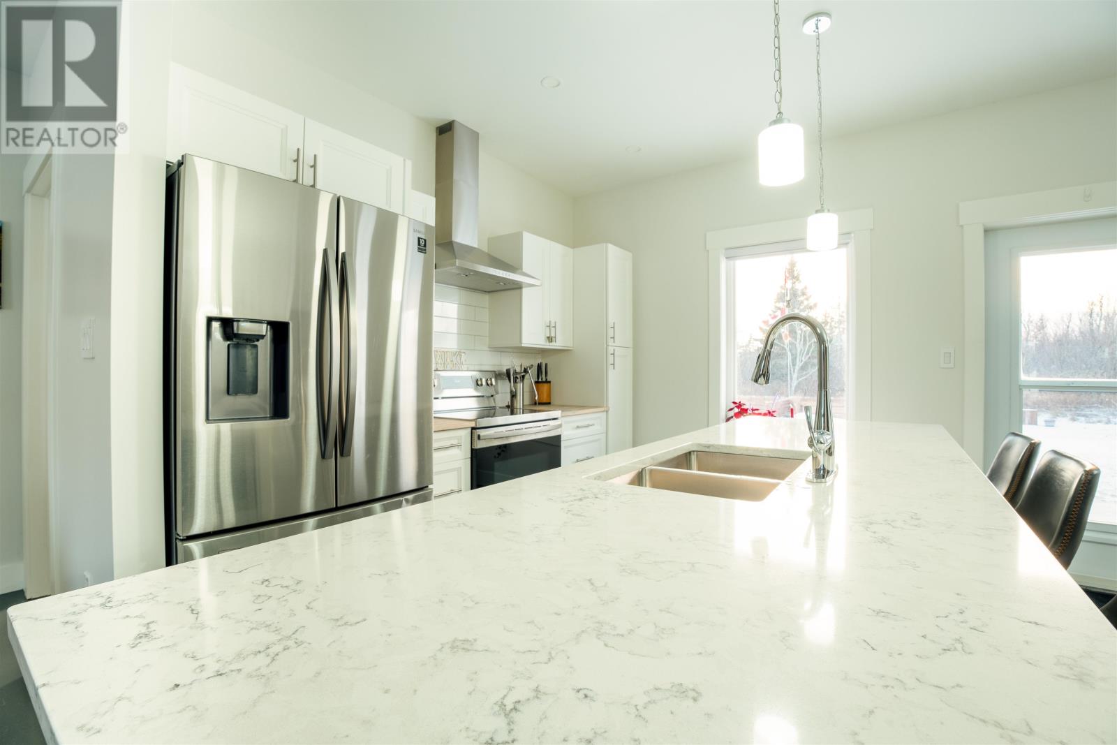 84 HARRISON Lane - 27