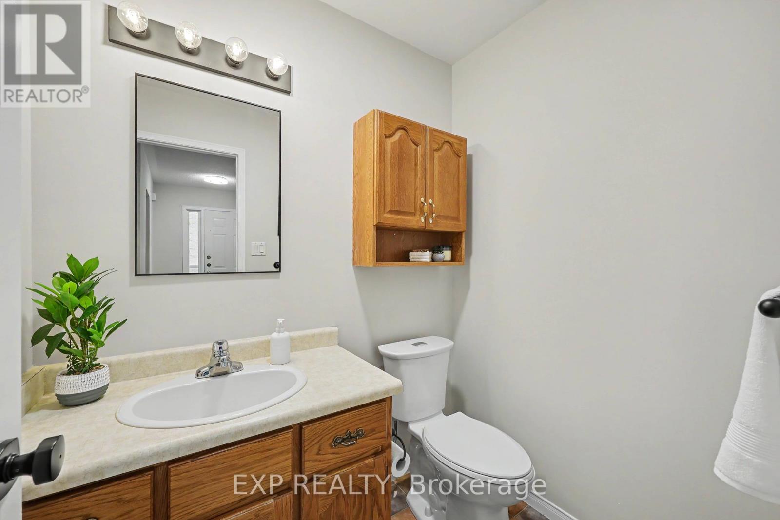 #47 38 ELORA DRIVE - 8