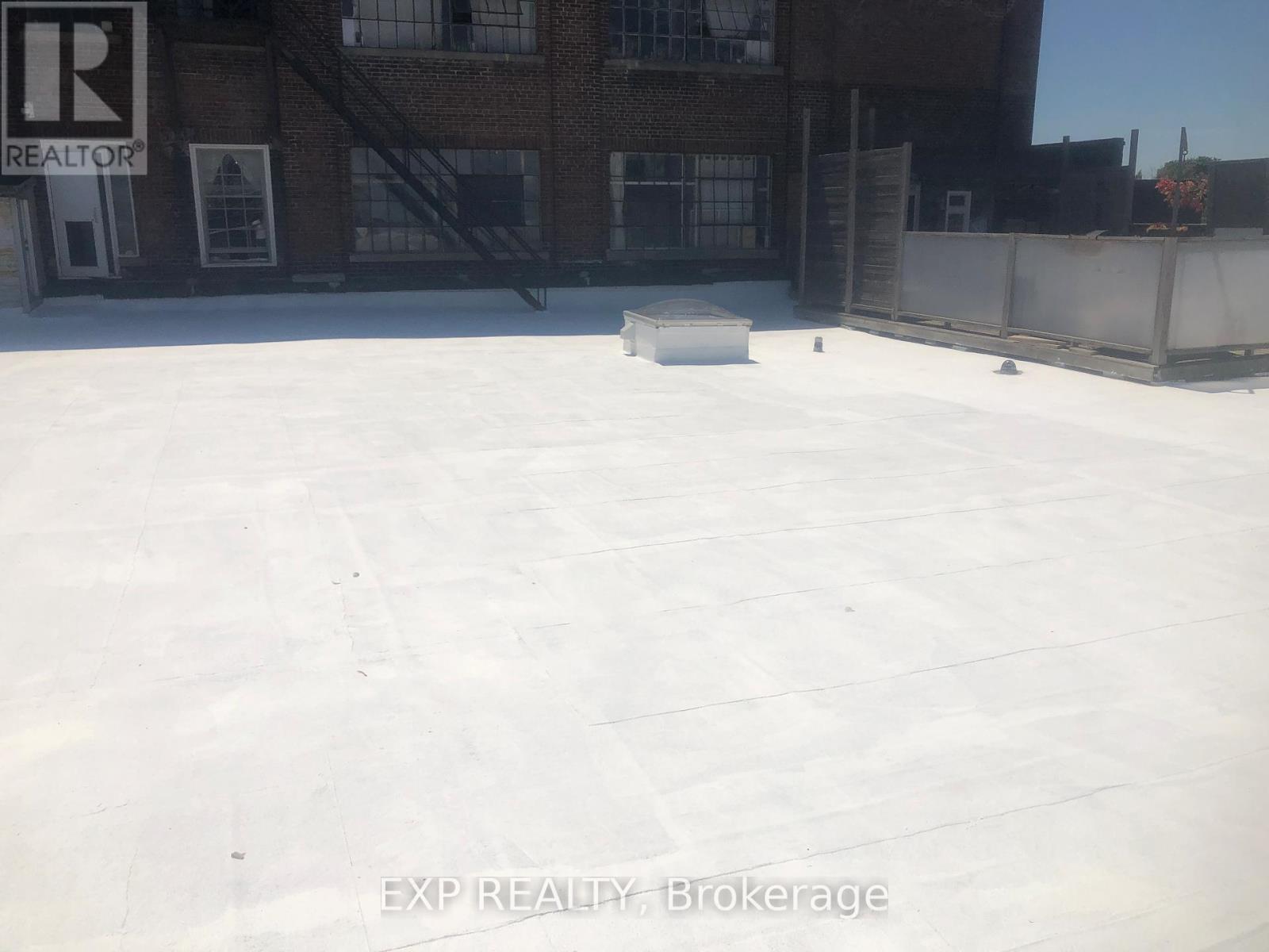 2480 DUNDAS STREET W - 42