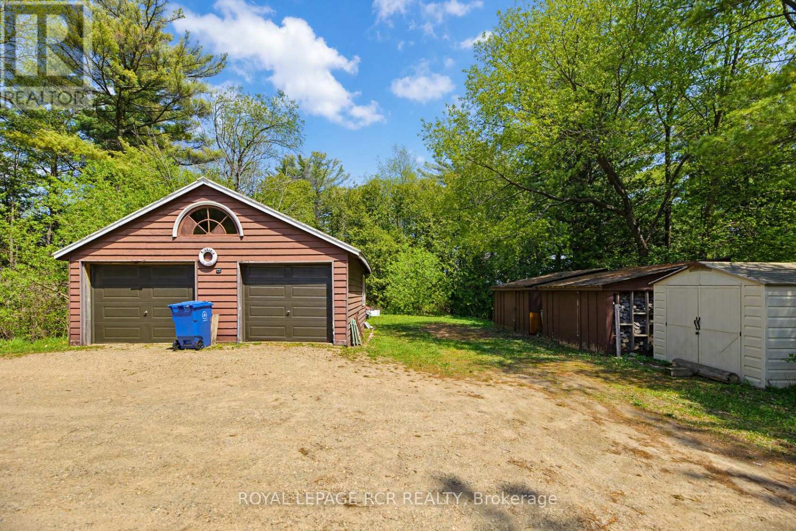 55 COUNTY RD 16 (VETERANS WAY) - 29