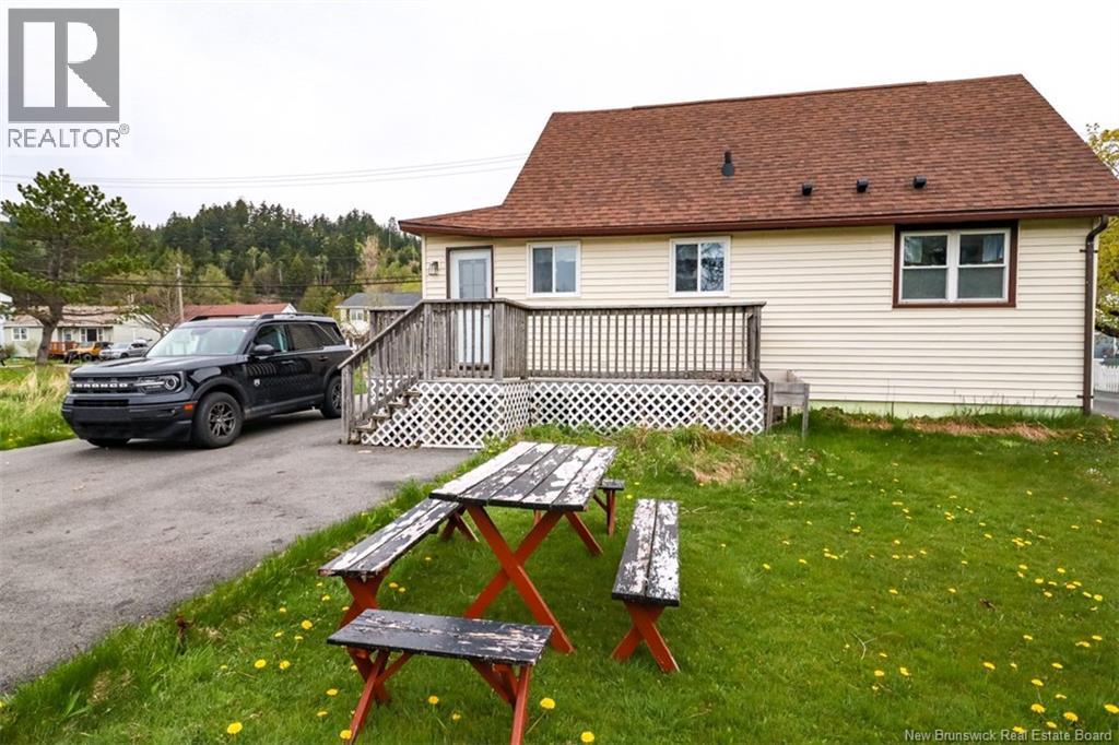 70 Glen Road - 28
