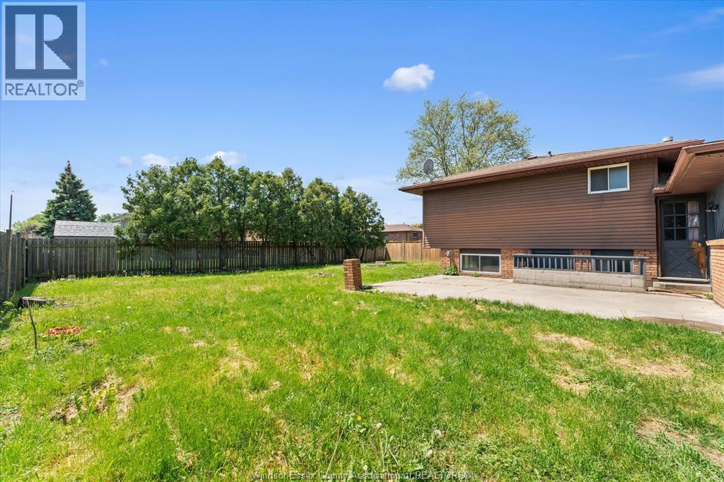 12249 PAPINEAU COURT, Tecumseh, Ontario, N8N3B5 — Photo 24
