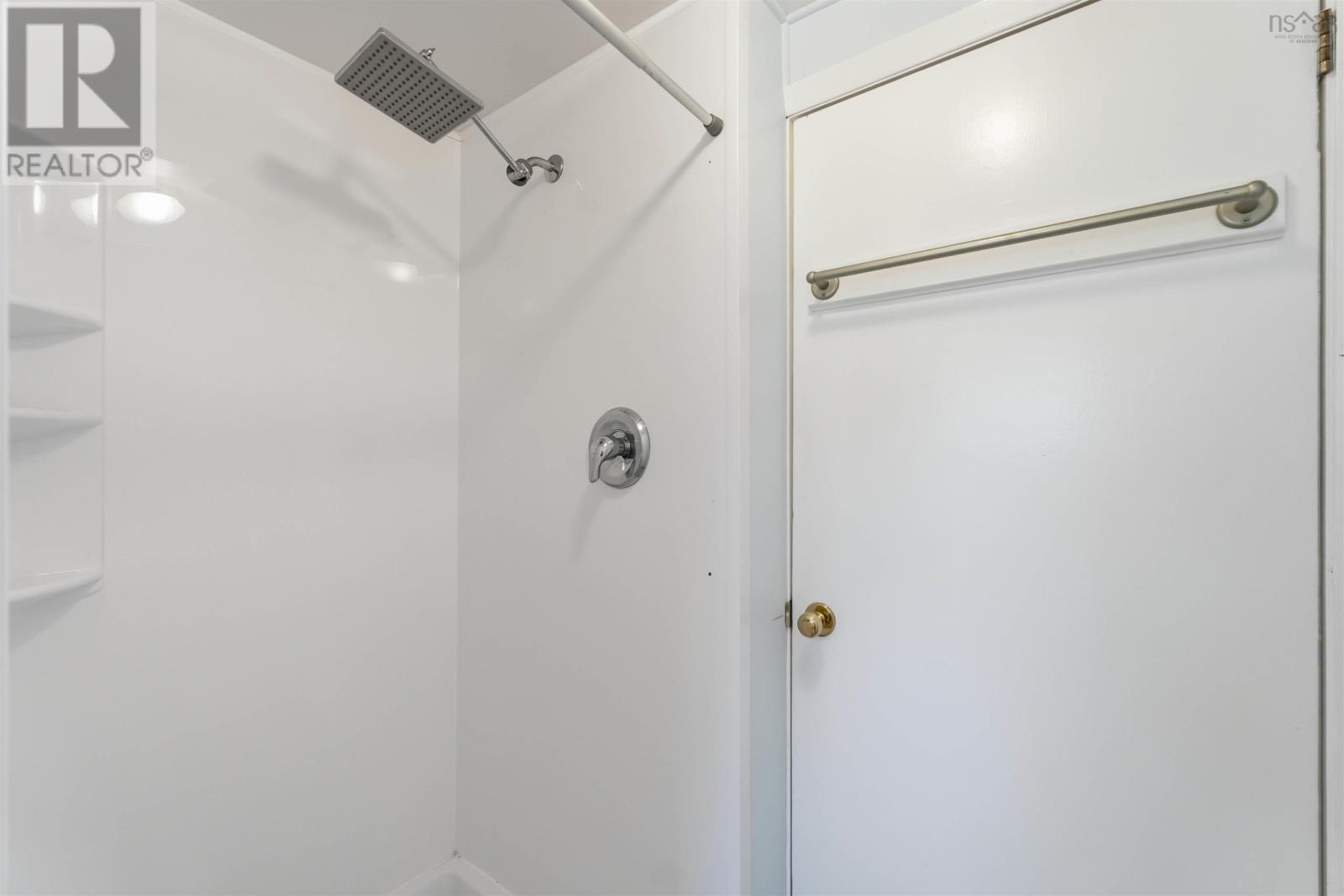 Property 25 of 41 of 864 Carol Street