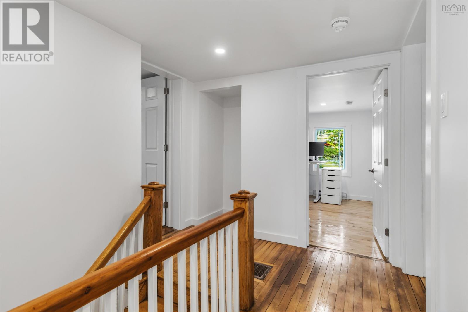 Property 21 of 49 of 42 Cornwall Road