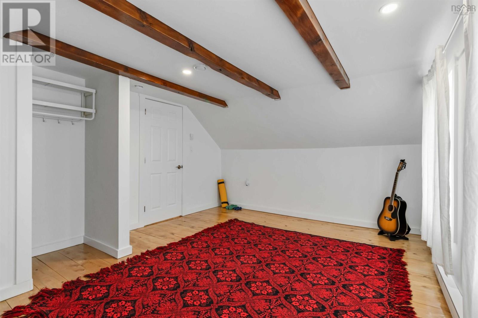 Property 23 of 49 of 42 Cornwall Road