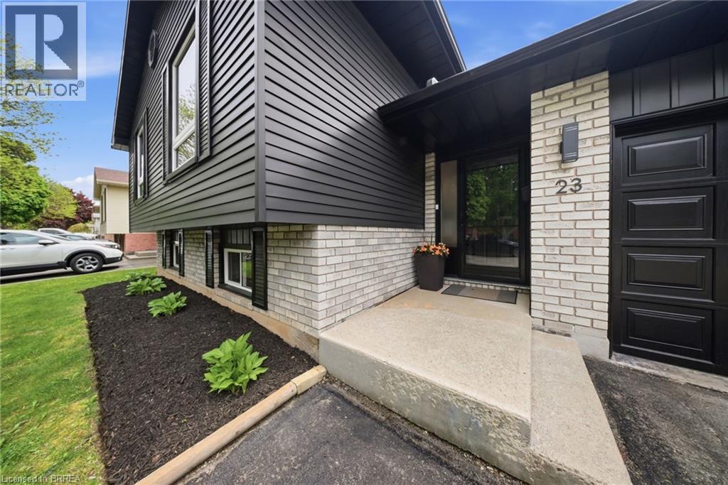 23 MYRTLEVILLE Drive, Brantford, Ontario, N3V1B8 — Photo 3