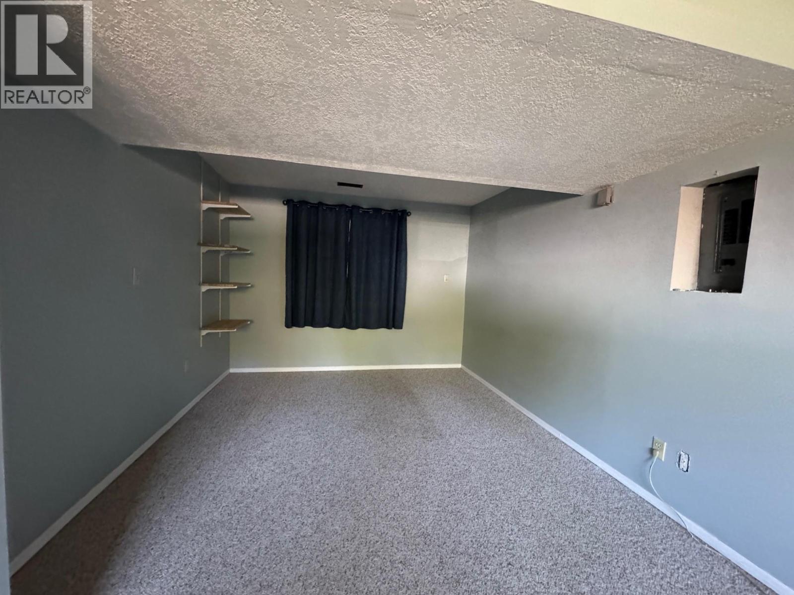 2402 Clapperton Avenue - 16