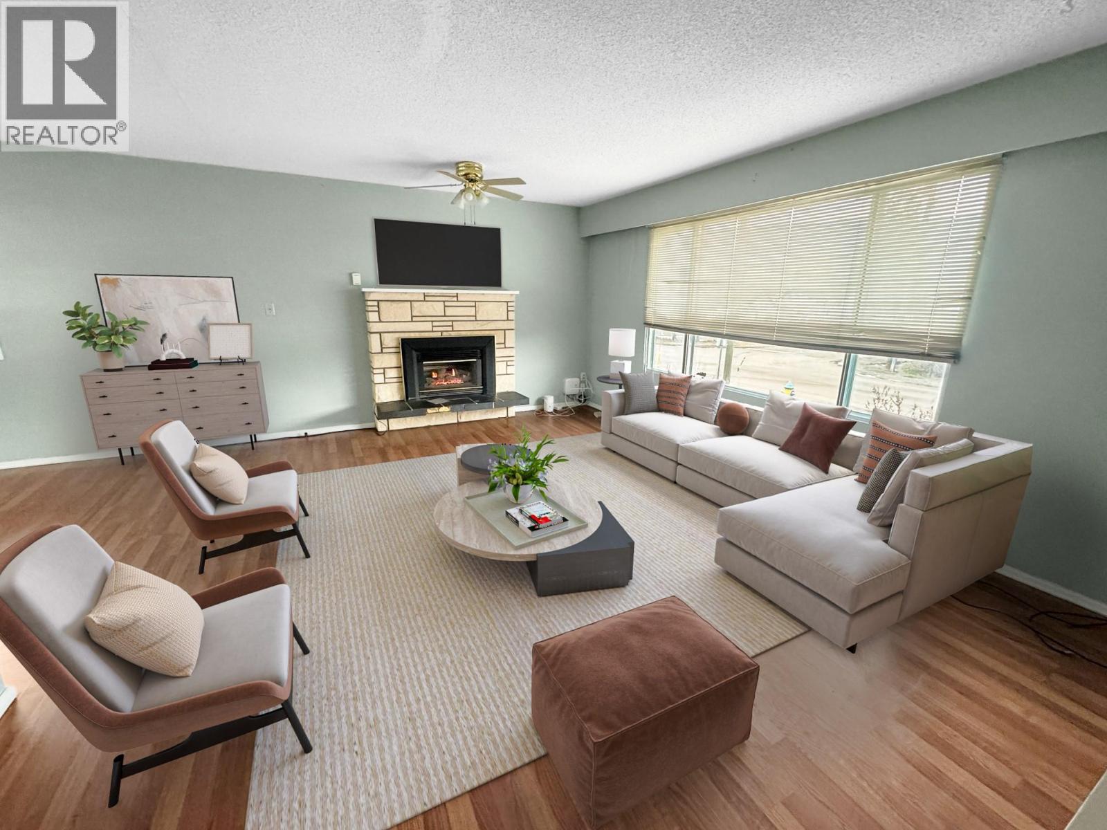 2402 Clapperton Avenue - 6