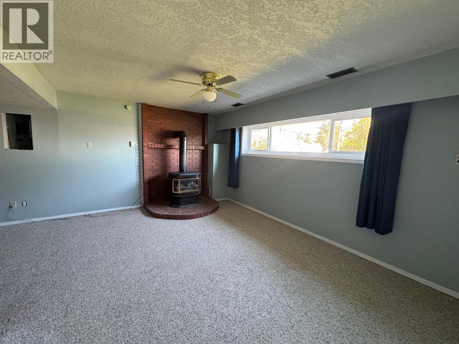2402 Clapperton Avenue - 15