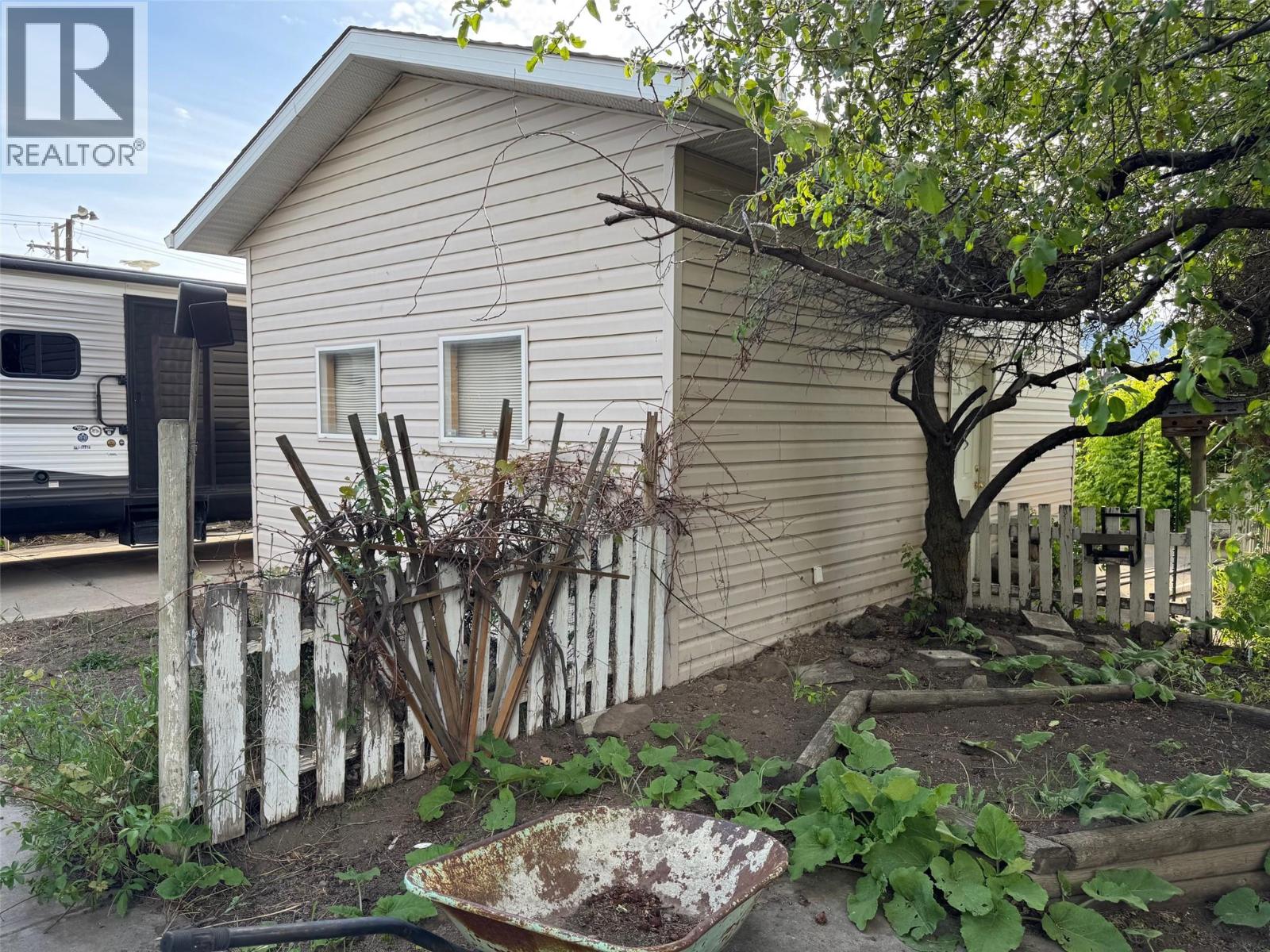 2402 Clapperton Avenue - 24