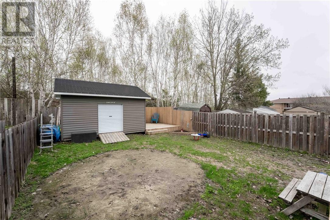 800 Cambrian Heights, Sudbury, Ontario, P3C5L8 — Photo 20