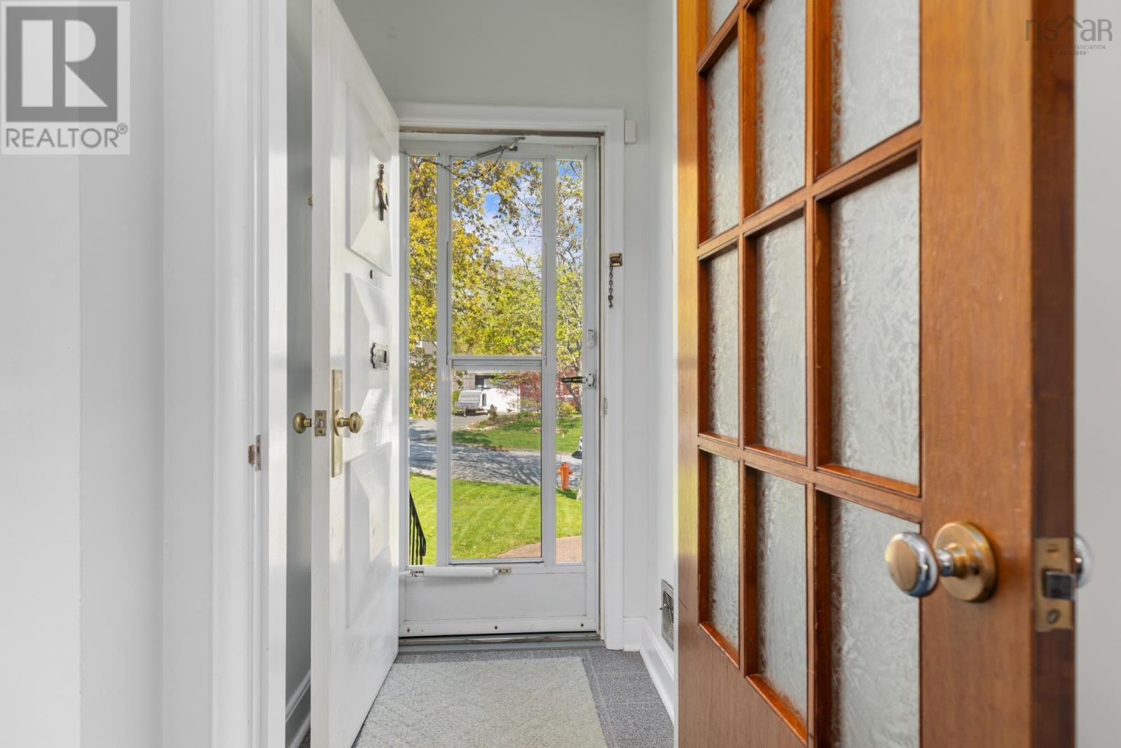 Property 35 of 39 of 102 Torrington Drive