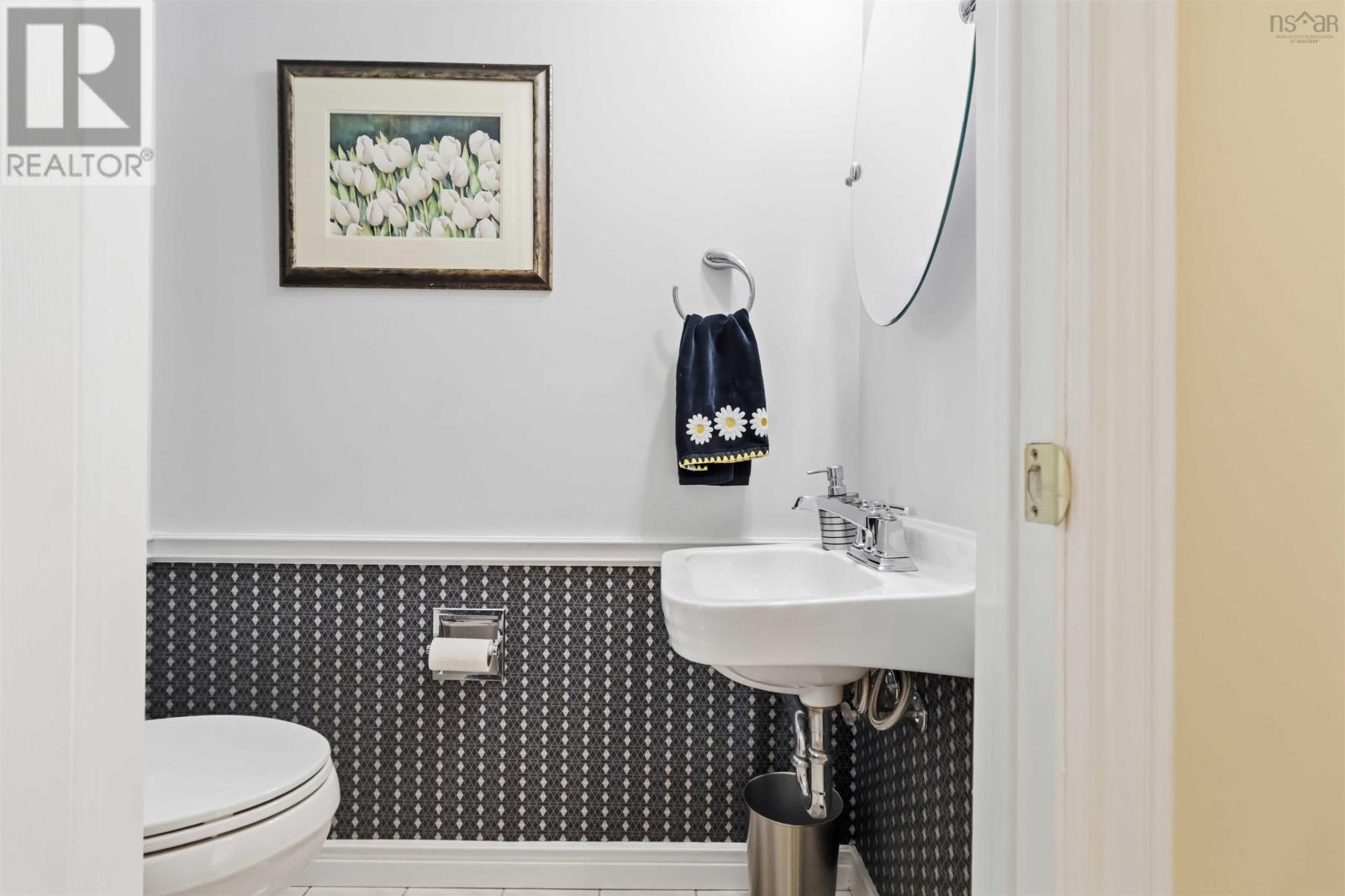 Property 25 of 50 of 21 Forestside Crescent