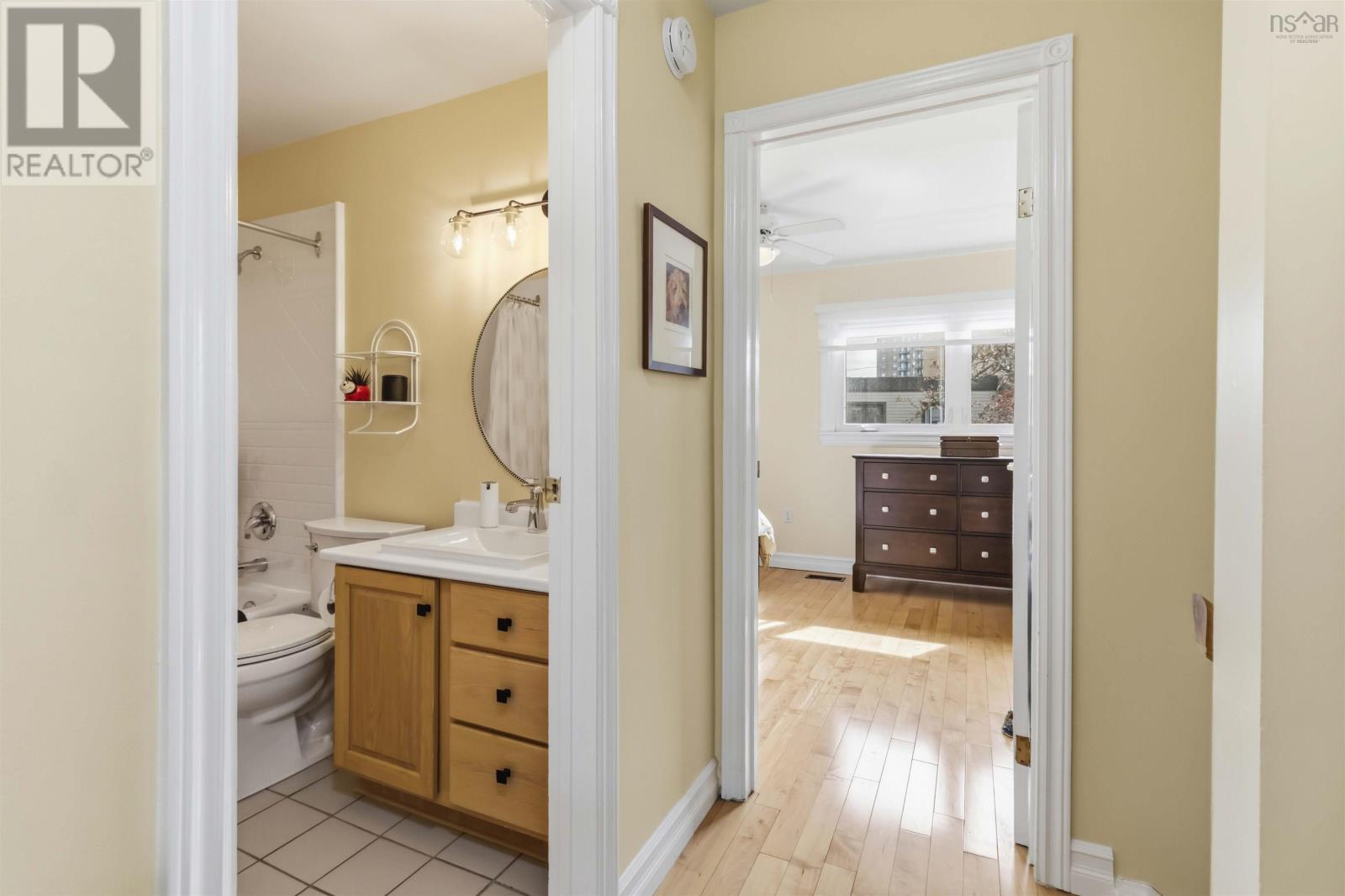 Property 33 of 50 of 21 Forestside Crescent