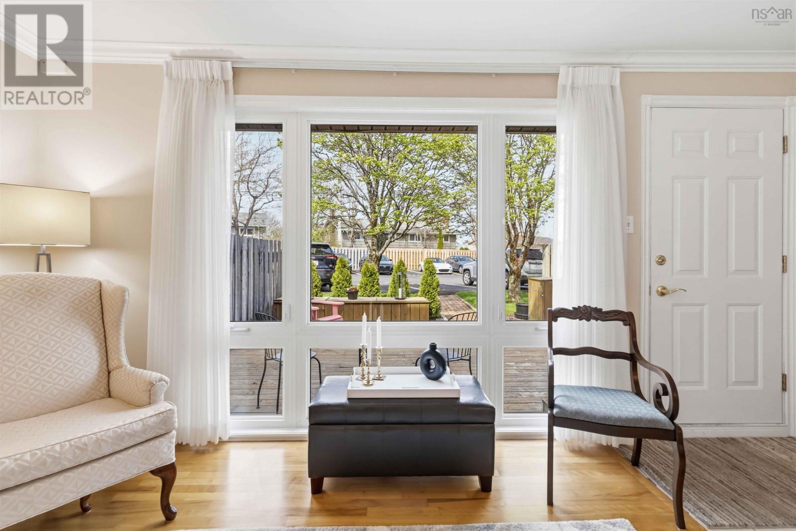Property 8 of 50 of 21 Forestside Crescent