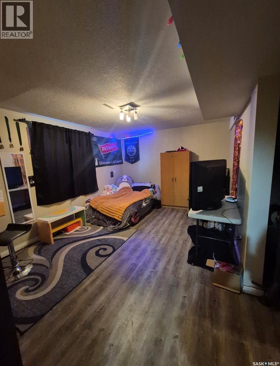 114 7th AVENUE S - 16
