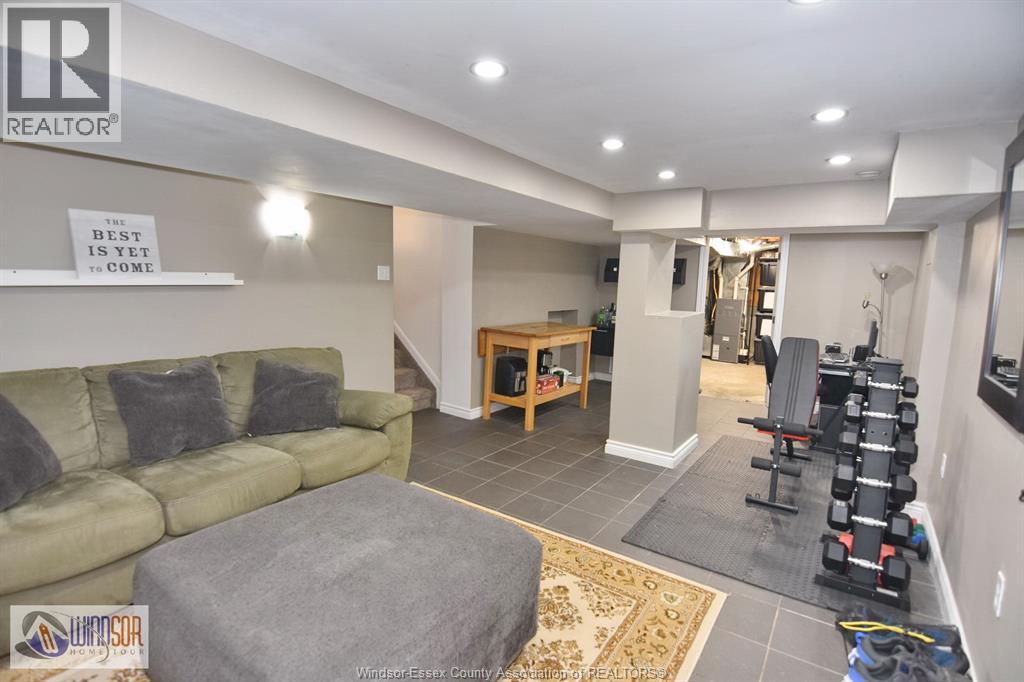 3165 VIRGINIA PARK AVENUE, Windsor, Ontario, N9E2C1 — Photo 35