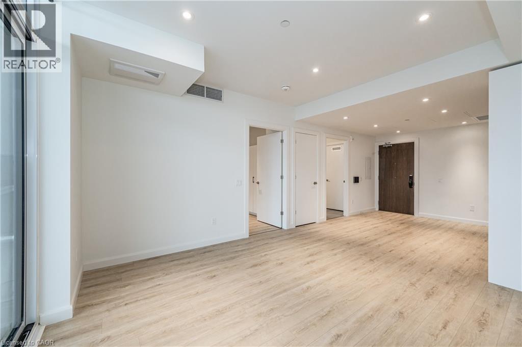 741 KING Street W Unit# 505, Kitchener, Ontario, N2G0E9 — Photo 4