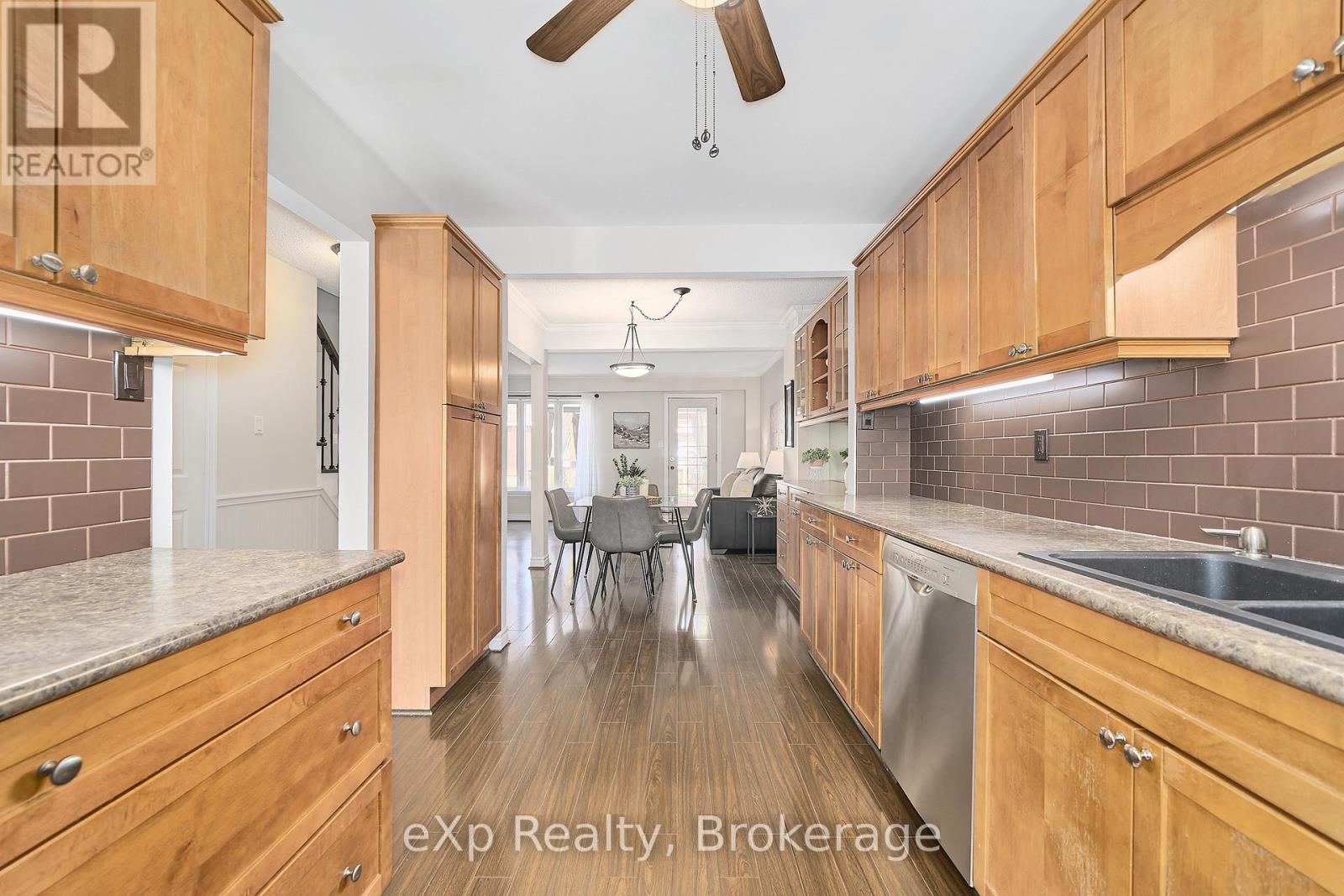 146 MARTIN ROAD - 21
