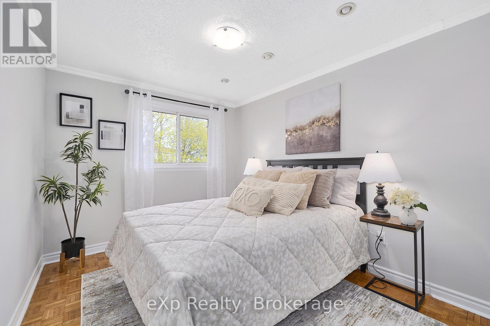 146 MARTIN ROAD - 37