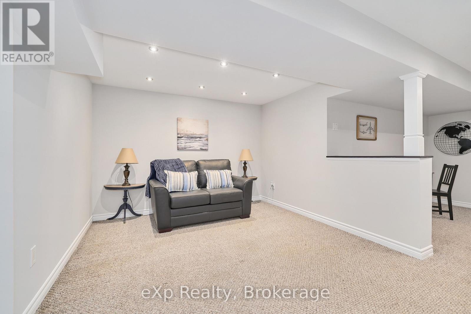 146 MARTIN ROAD - 39