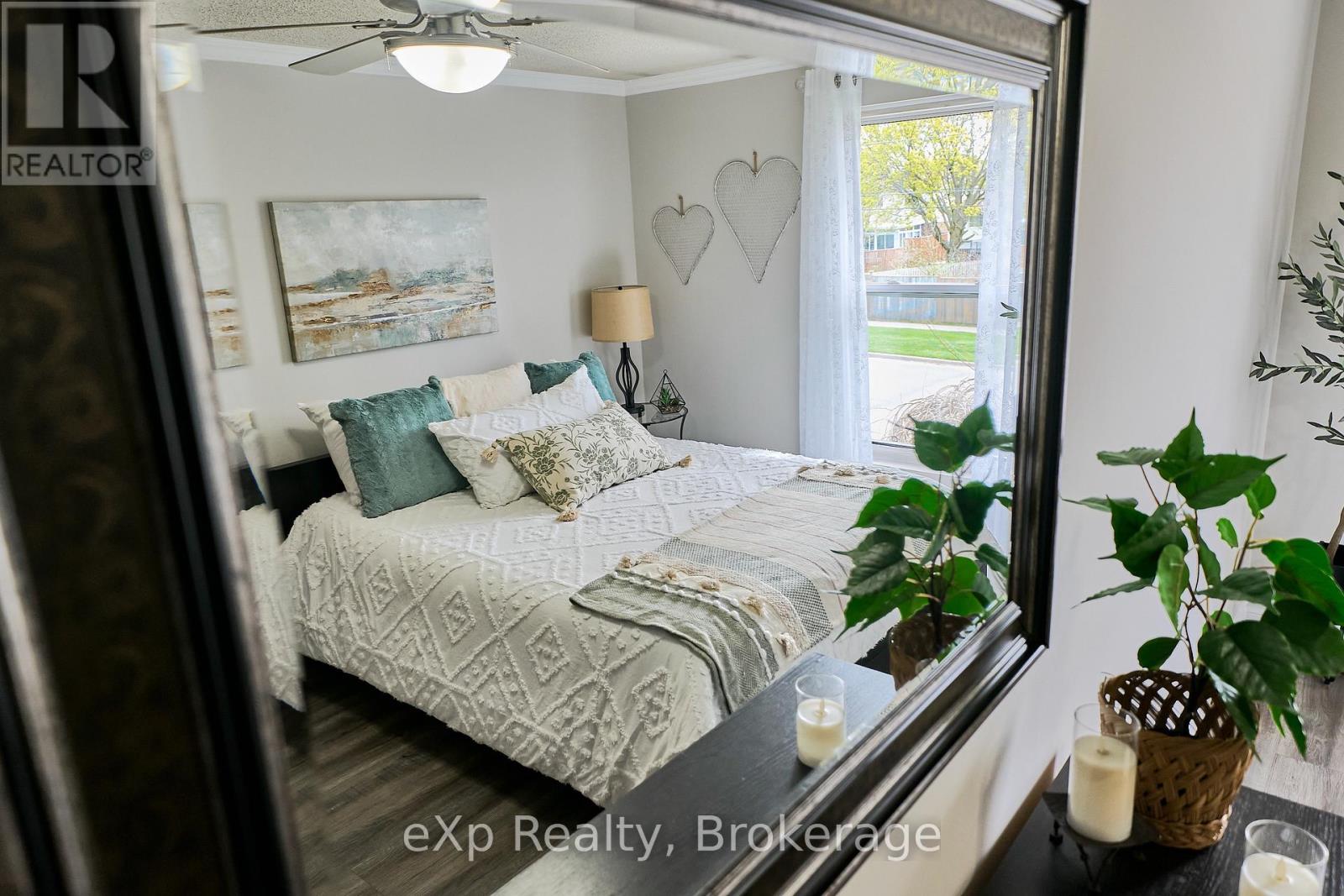 146 MARTIN ROAD - 42