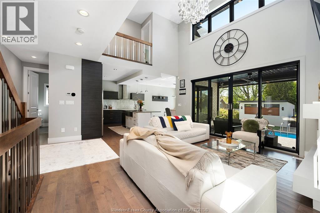 4395 Centre Lake - 6