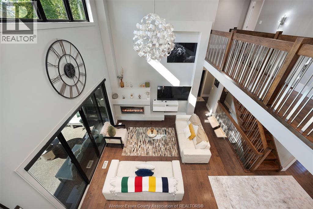 4395 Centre Lake - 17