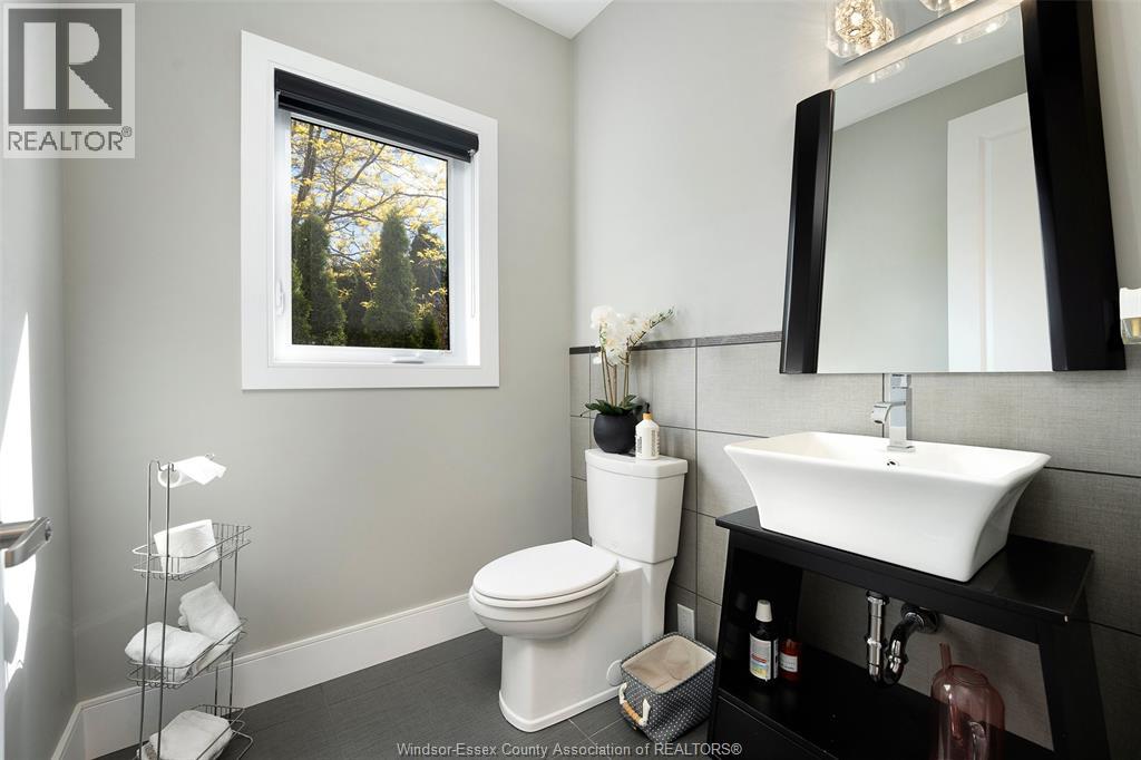 4395 Centre Lake - 10