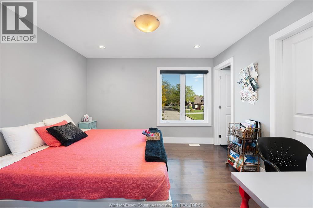 4395 Centre Lake - 19