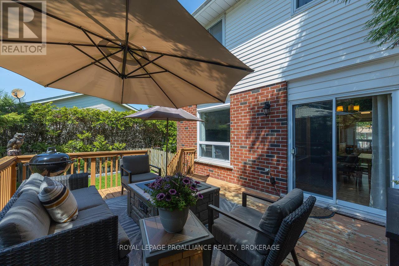 30 BARKER DRIVE - 14