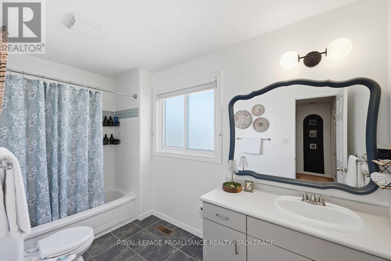 30 BARKER DRIVE - 23