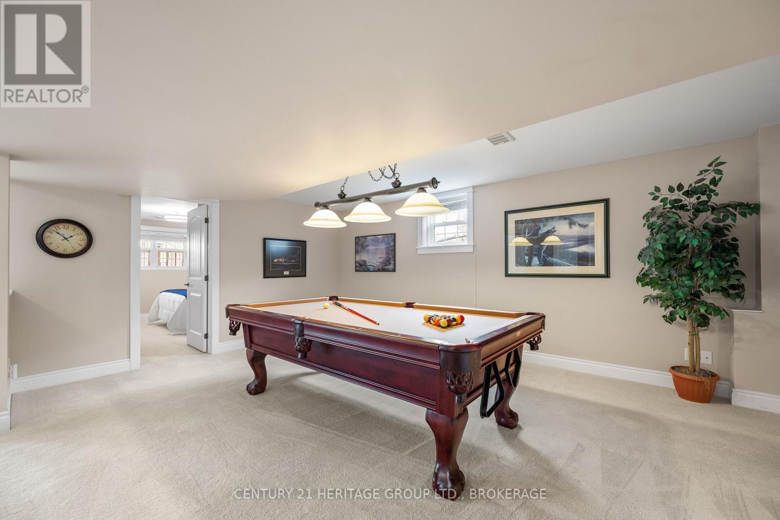 137 JORDYN'S COURT - 46