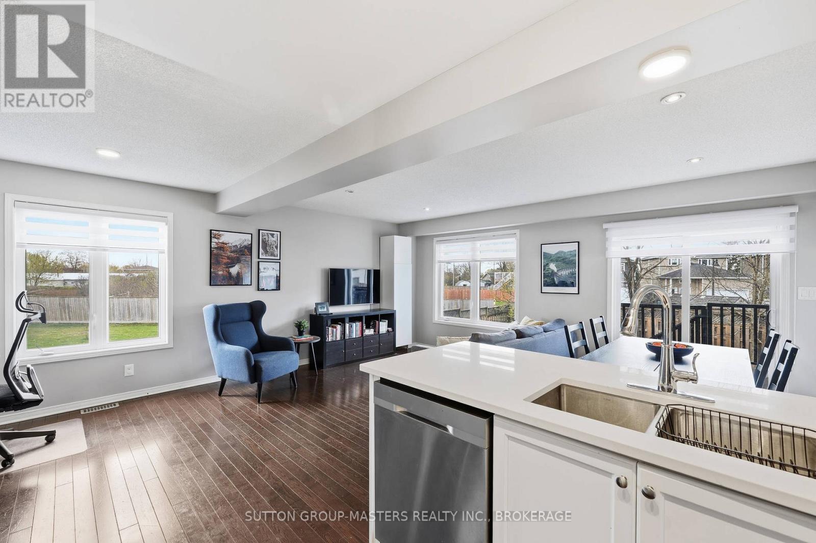 1596 CRIMSON CRESCENT - 15