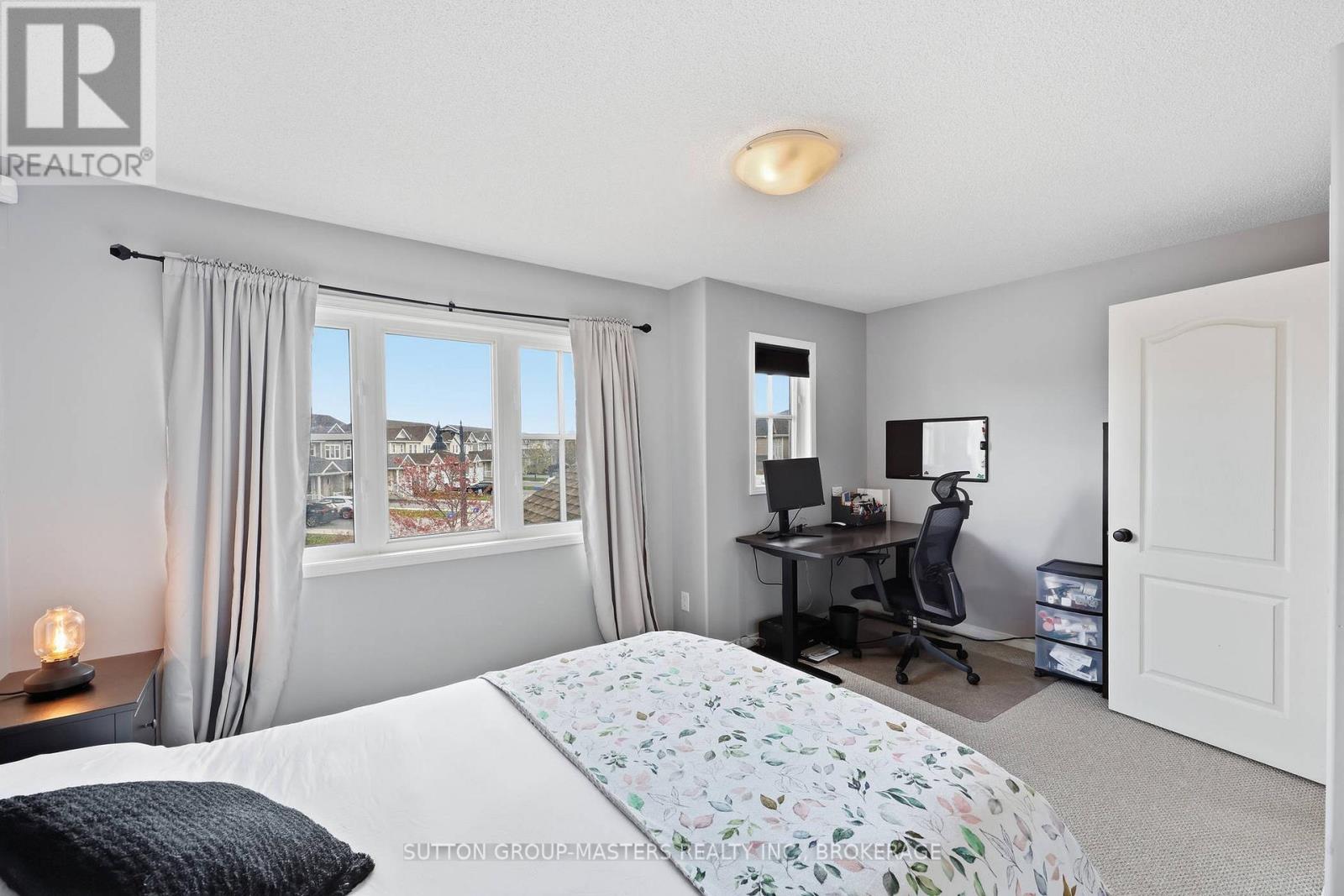 1596 CRIMSON CRESCENT - 26