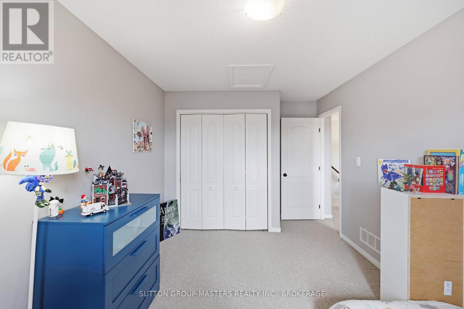 1596 CRIMSON CRESCENT - 32